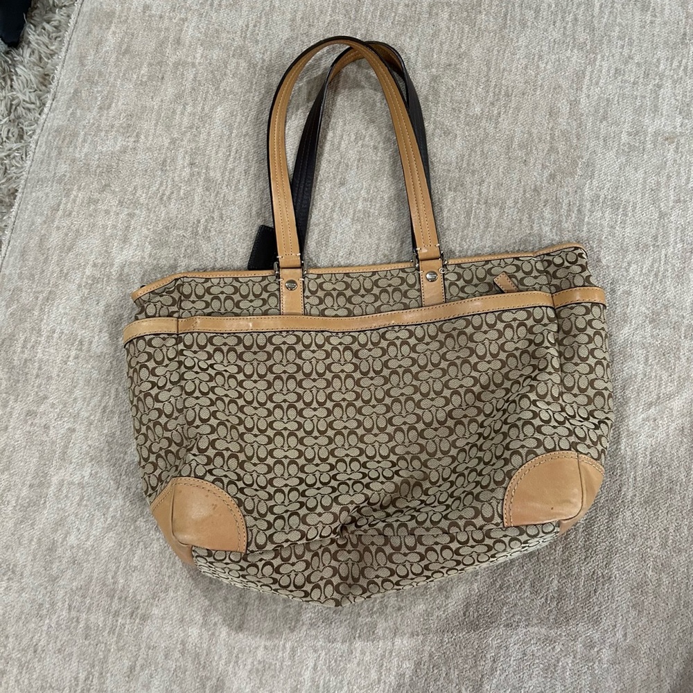 Coach bag! Great condition. Like new.